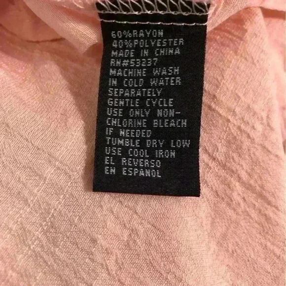 Unique Spectrum Women’s 3X Blouse Peach Gauze Lace Trim Double Bell Sleeves NWT - Picture 8 of 8